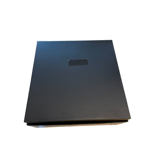 Chanel Gift Box Storage Square 8.5” x 8.5” x 3.5” White Black Logo Cardboard - Picture 4 of 8